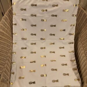 Target Room Essentials Gold Pineapple Pillow Cases 4
